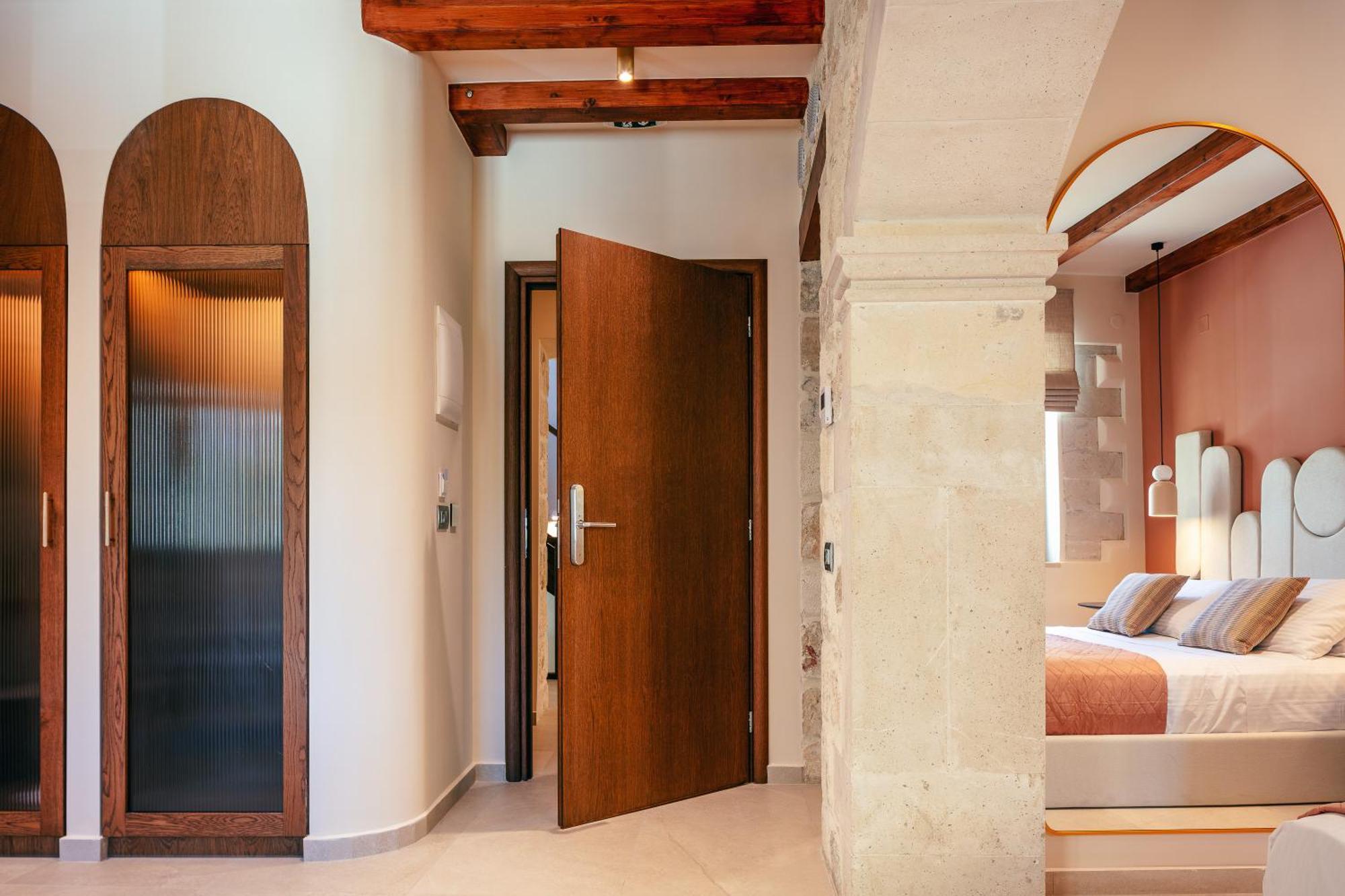 La Montre Luxury Boutique Suites Resmo Dış mekan fotoğraf